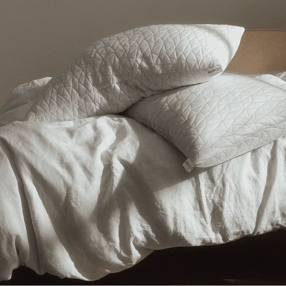 COOP Pillow - Picture 4 of 9